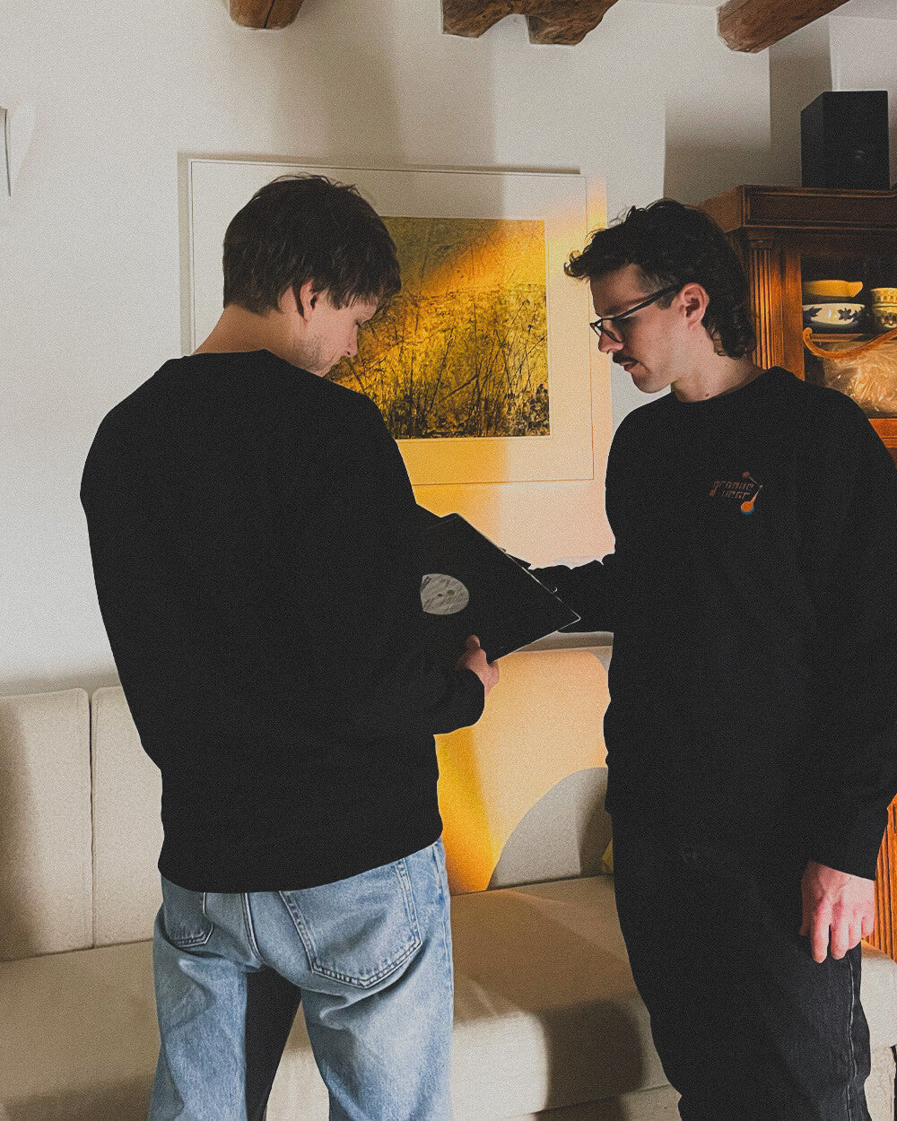 TECHNO MINIMALISTIC | RECYCLED SWEATER BLACK