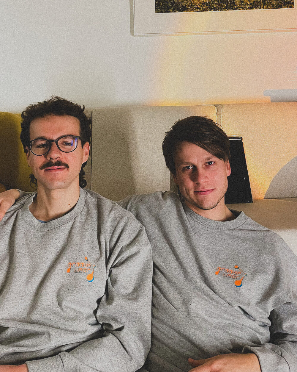 TECHNO MINIMALISTIC | RECYCLED SWEATER GREY