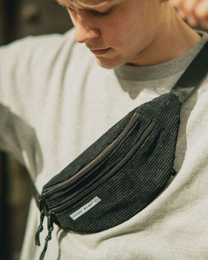 Groove Wear - GW ESSENTIAL | FANNY PACK BLACK - 